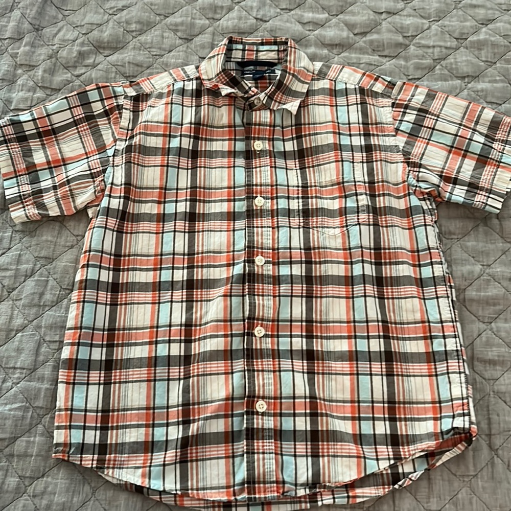 GAP boys plaid short sleeved button down shirt